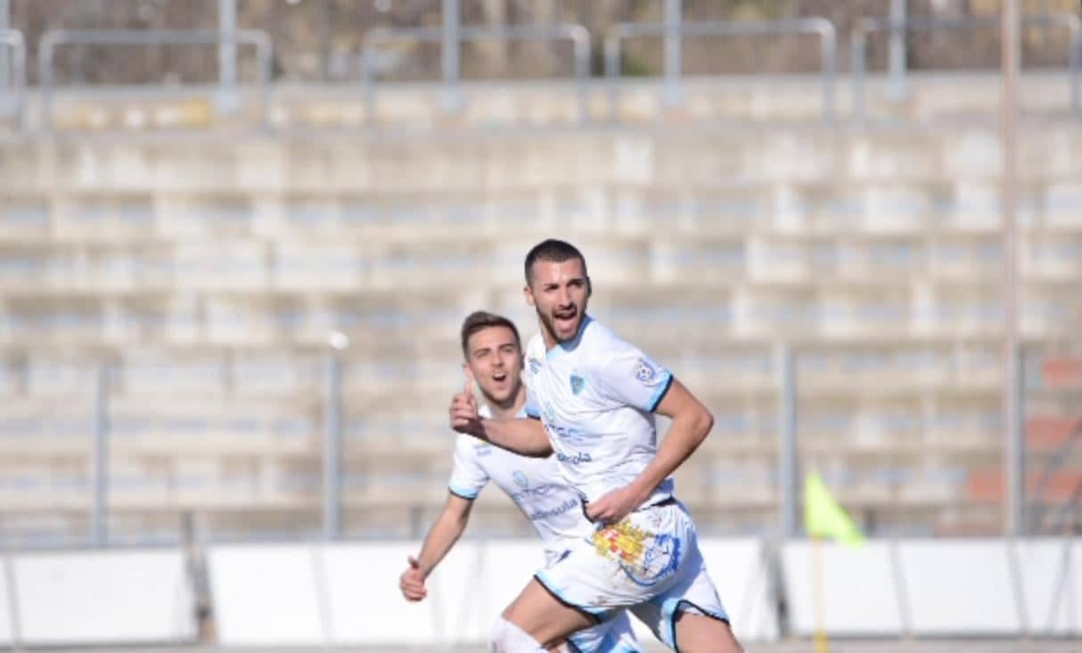 Esultanza di Paolo Palmas. Foto Alessandro Sanna