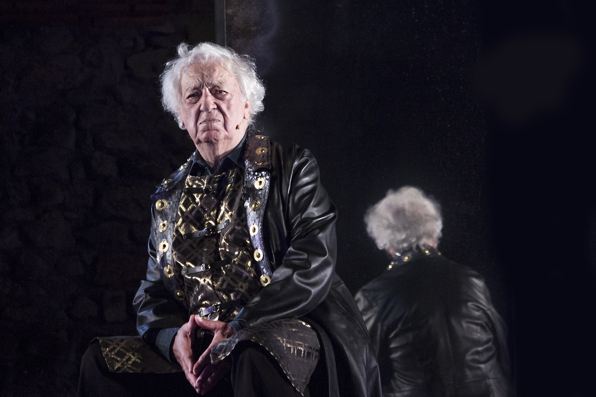 Paolo Bonacelli in Troiane