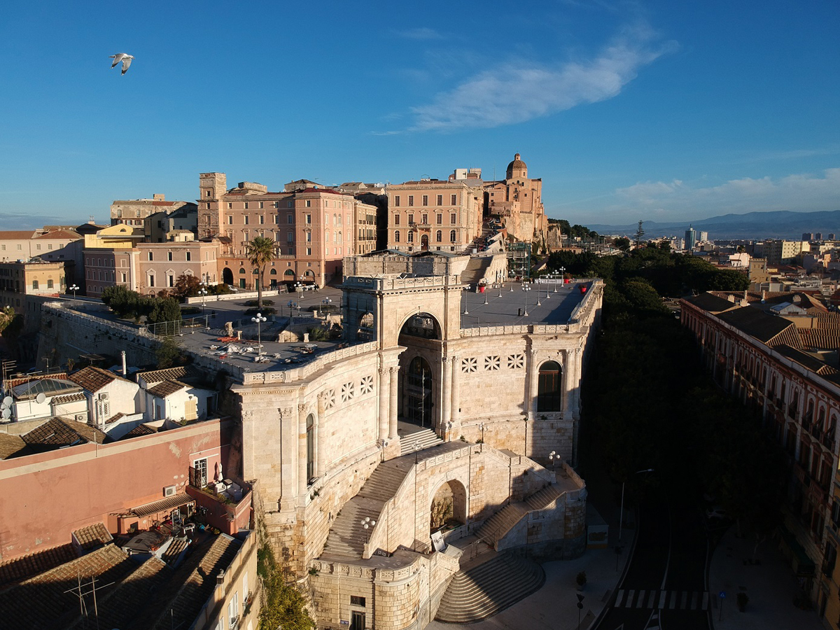 Il Bastione Saint Remy di Cagliari . 📷 Dietrich Steinmetz
