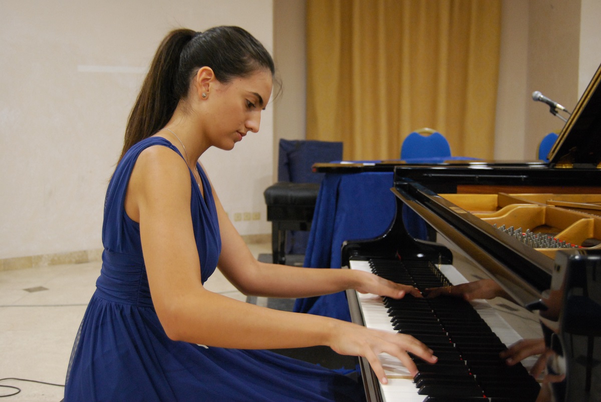 La giovane pianista Elena Pirisi