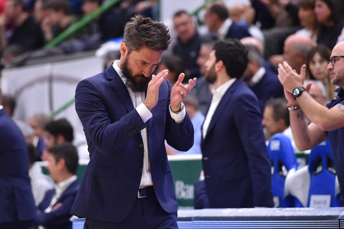 Coach Gianmarco Pozzecco. 📷 Luigi Canu