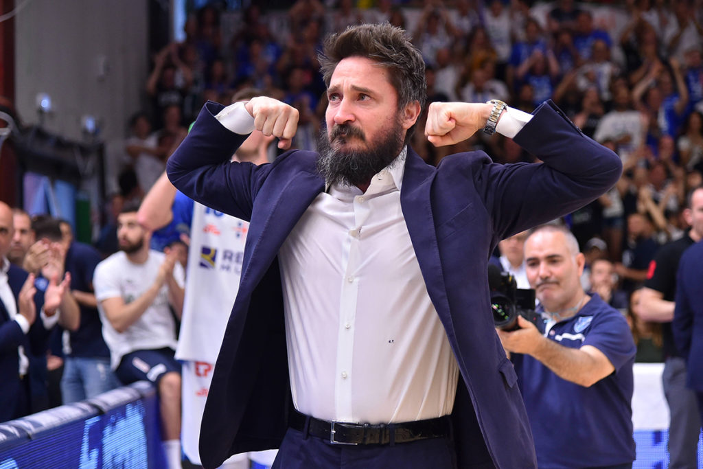 Coach Gianmarco Pozzecco. 📷 Luigi Canu