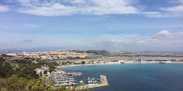 Veduta sul Poetto e su Marina Piccola di Cagliari