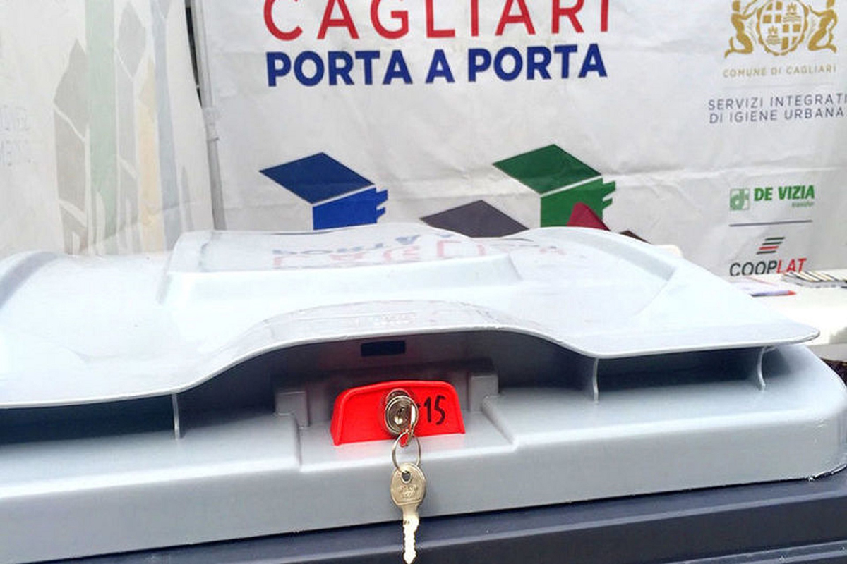 Cagliari raccolta rifiuti porta a porta