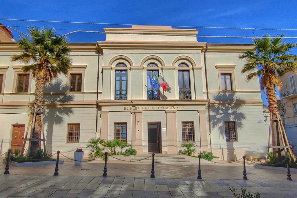 La Biblioteca Civica Simpliciana di Olbia. 📷 Matteo Micozzi