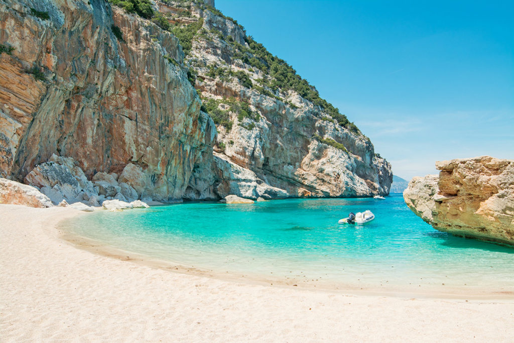 Cala Mariolu, Baunei. 📷 Gabriele Maltinti. License CC BY-NC-SA