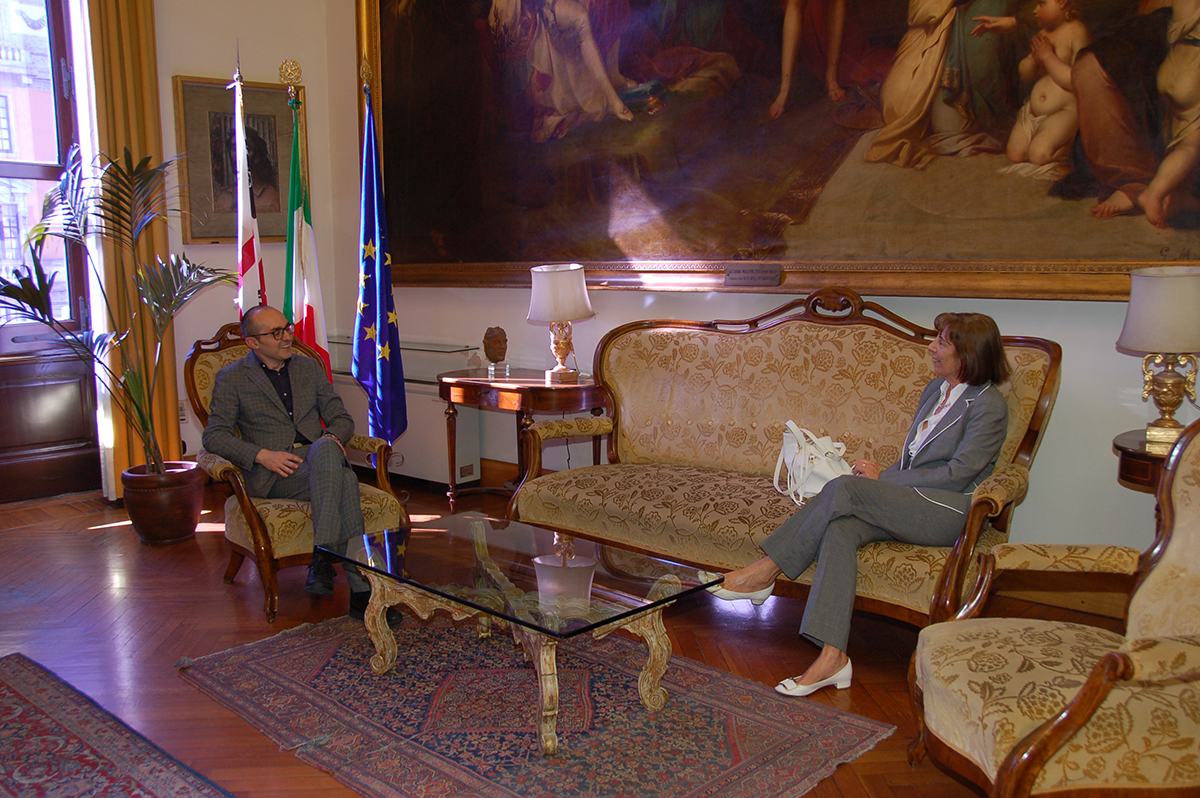 Il Sindaco Paolo Truzzu e la Rappresentante del Governo Amalia di Ruocco