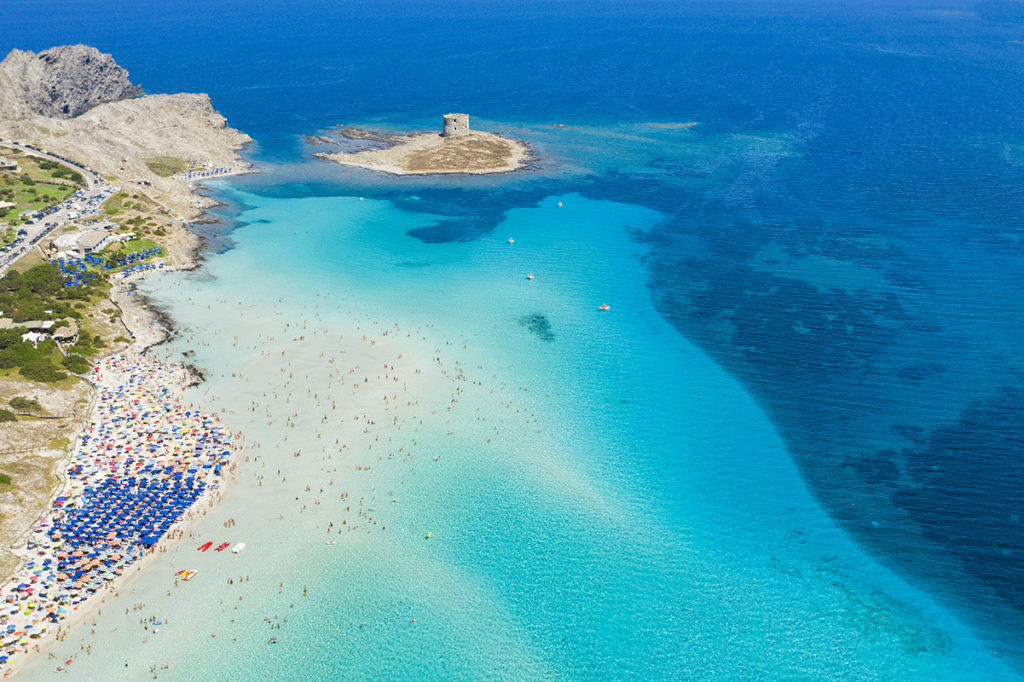 Spiaggia della Pelosa di Stintino. 📷 AdobeStock | Travel Wild