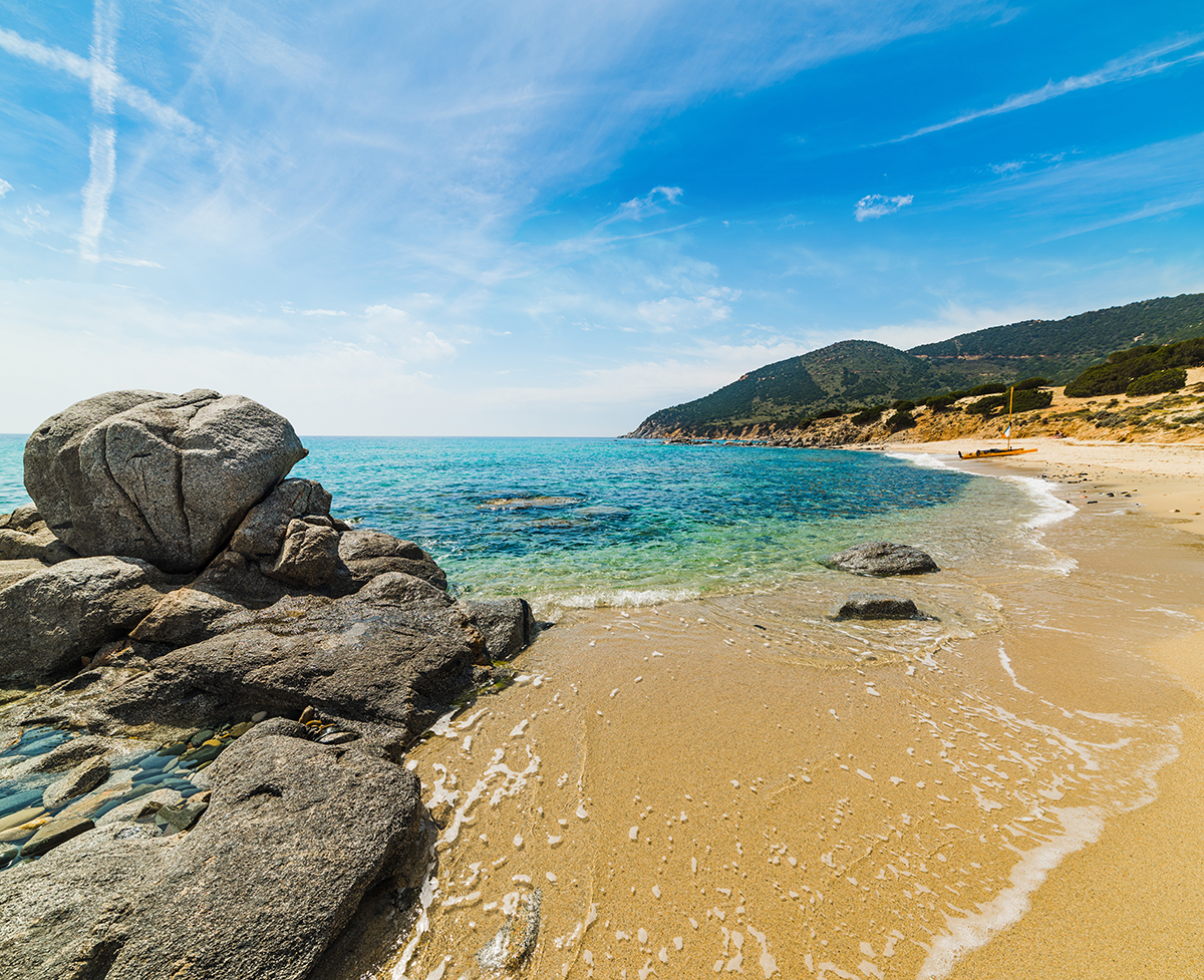 La spiaggia di Porto Sa Ruxi. Foto AdobeStock | Gabriele Maltinti