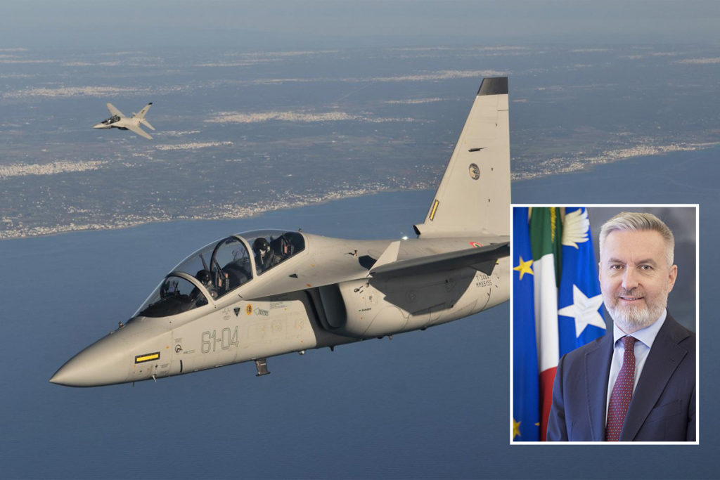 M-346-Leonardo-aereo e il Ministro Guerini