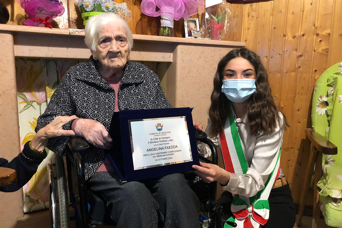 Angelina Faedda e l'Assessore Carmen Murru