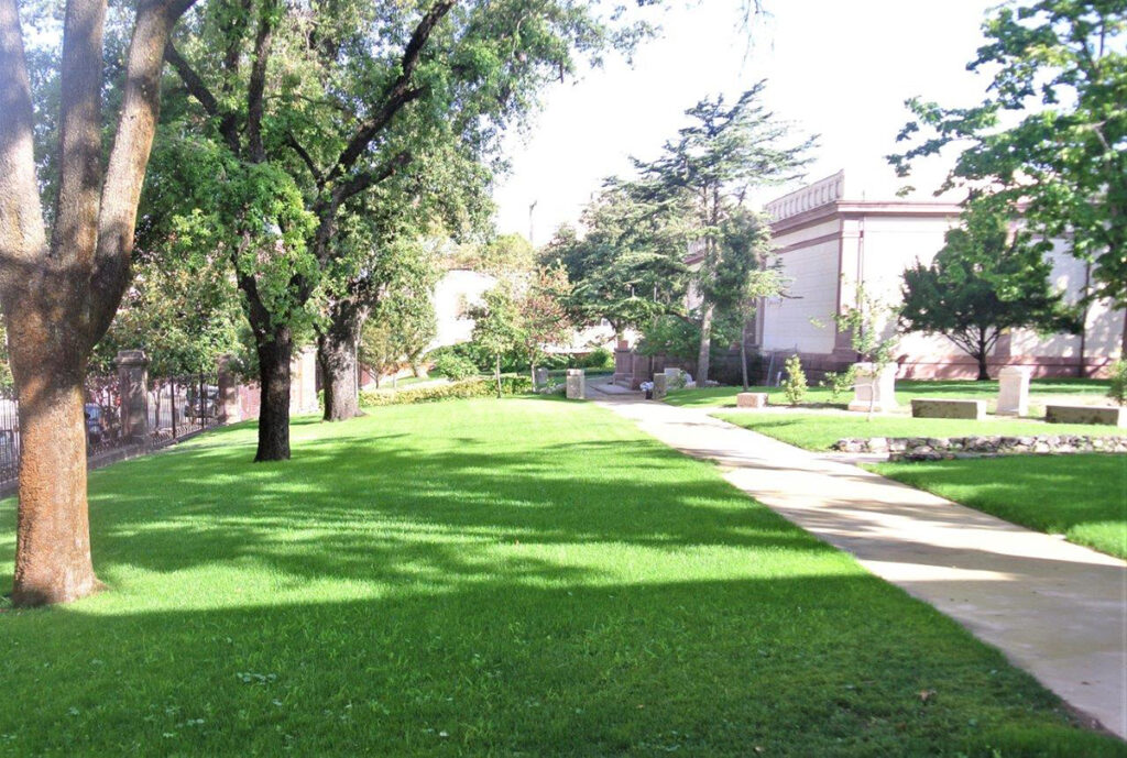 Il giardino del Museo Nazionale Archeologico ed Etnografico “Giovanni Antonio Sanna” di Sassari