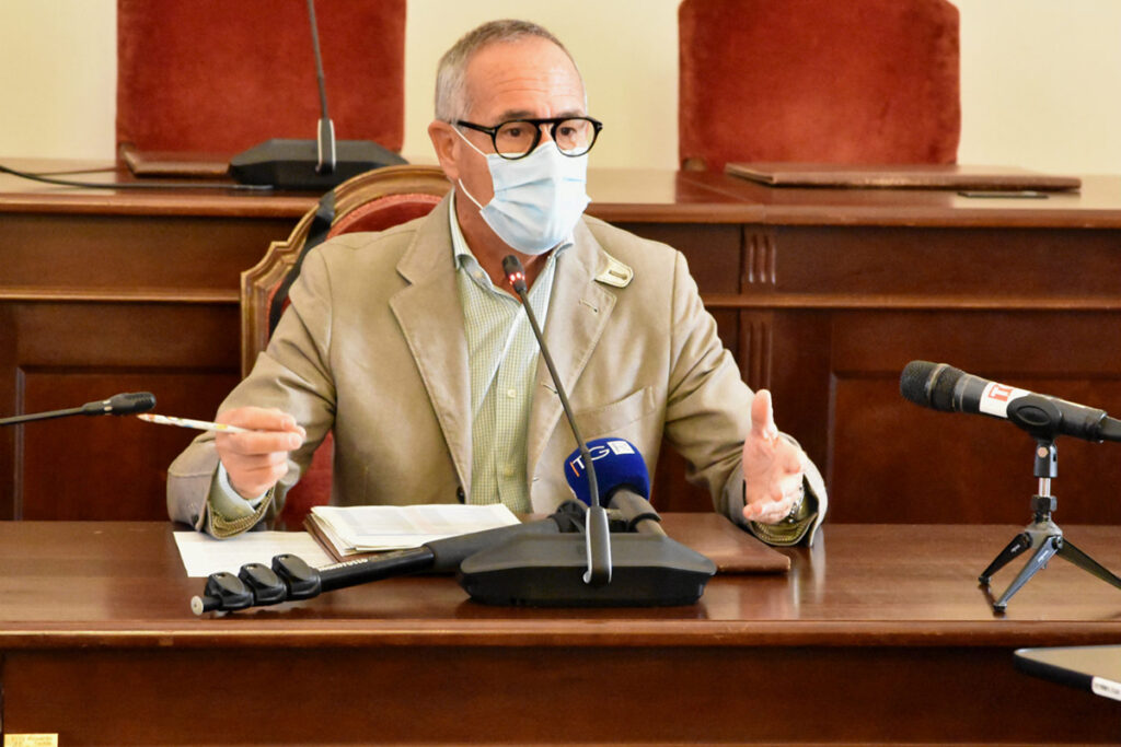 Il sindaco di Sassari Nanni Campus