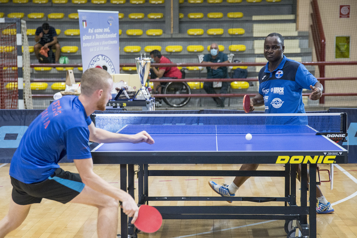 Abayomi Segun Olawale del Tennistavolo Sassari