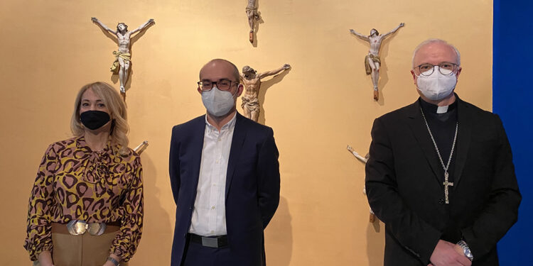 L’Assessora Piroddi, il Sindaco Truzzu e l’Arcivescovo di Cagliari Giuseppe Baturi