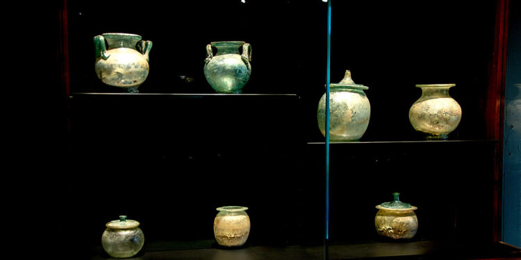 Vetri di età romana al Museo Archeologico Nazionale di Cagliari