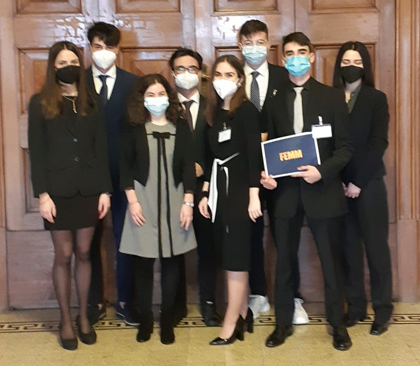 Gli studenti del Liceo Azuni di Sassari per la “best resolution” nel progetto “Parlamento Europeo Giovani” 