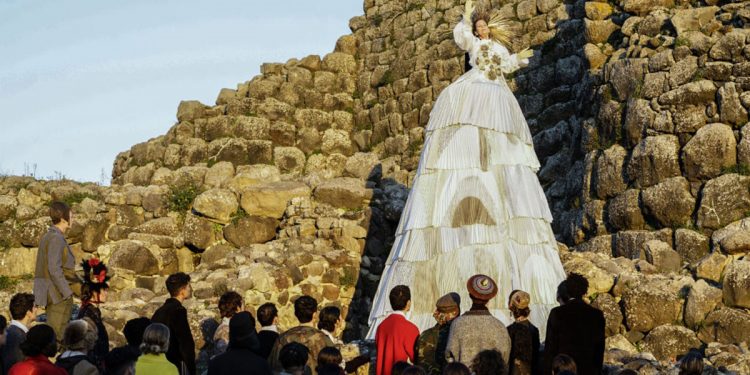 “Su Nuraxi” di Antonio Marras. ? Sardegna Film Commission