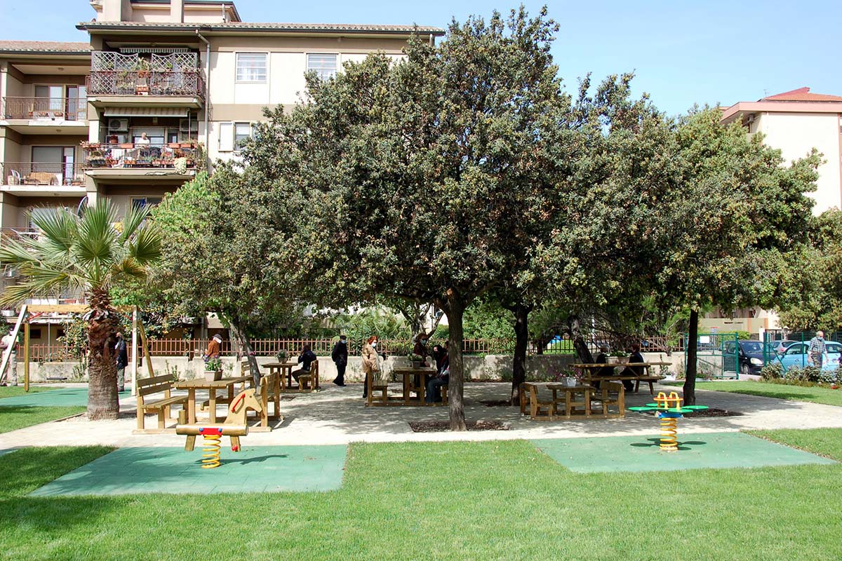 Cagliari parco di via Giotto area giochi