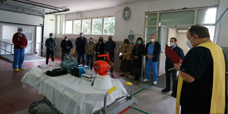 Pronto Soccorso dell'Ospedale di Tempio: Renato Molinas, Gianni Addis, Giunta e medici. 📸 Vittorio Ruggero