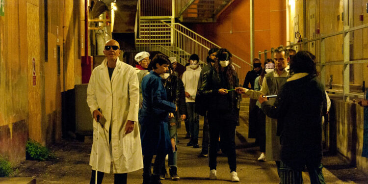 Beppe Martini ex dipendente della Manifattura Tabacchi e interprete de “L'Infermiere” nello spettacolo "Cosa Rimane?”