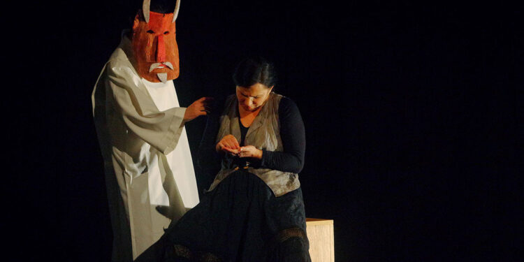 "La vedova scalza" di Theandric - Teatro Nonviolento