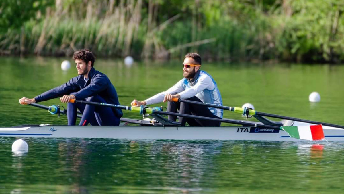 Stefano Oppo e Pietro Ruta durante l’allenamento. ?A. Carbonara | Canottaggio.org