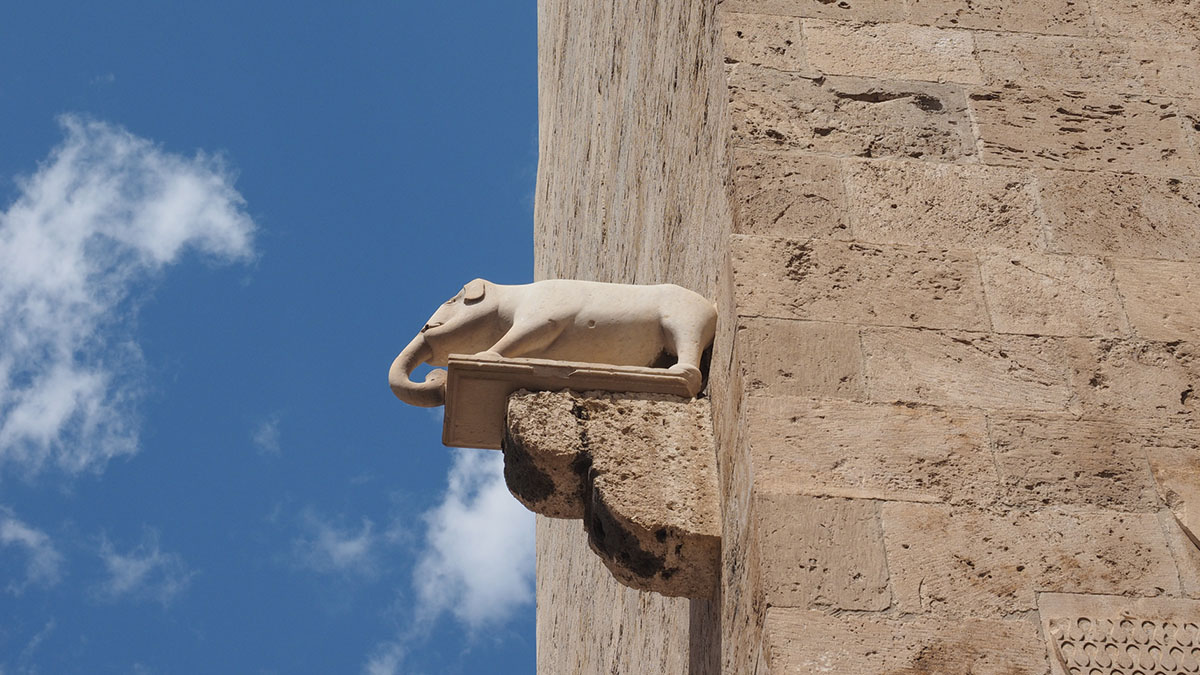 La Torre dell'Elefante di Cagliari. 📷 Adobe Stock | Claudio Divizia