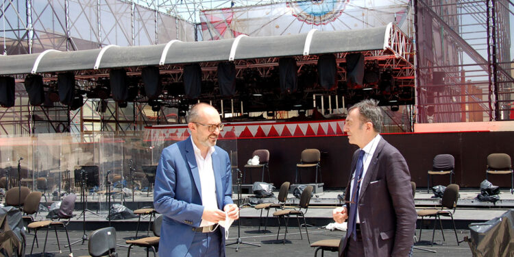 Il Sindaco di Cagliari, Paolo Truzzu e il sovrintendente del Teatro Lirico, Nicola Colabianchi