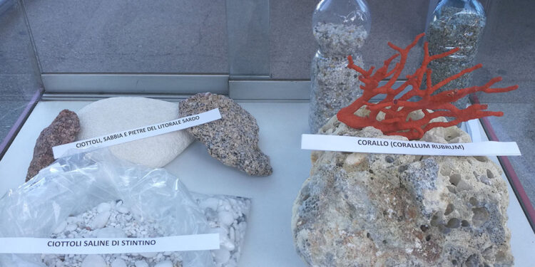 Sabbia e sassi sequestrati nella scorsa stagione estiva