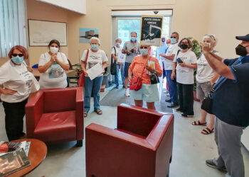 Alghero, consegna firme per bloccare i lavori e liberare Punta Giglio. ? Antonio Sini