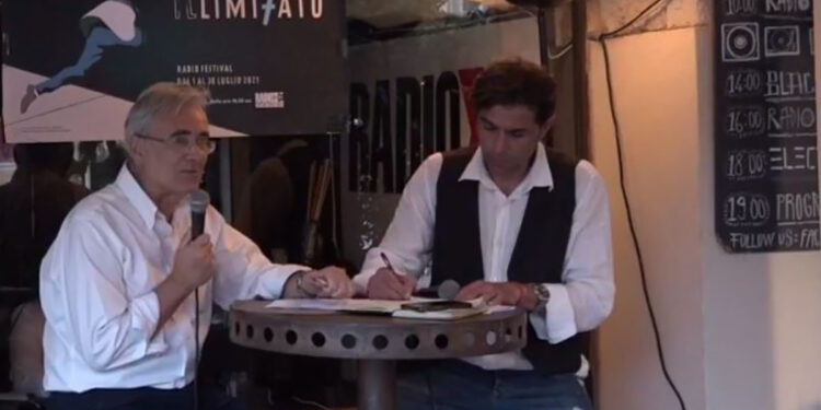 Crespellani e Massa nel corso della terza giornata delle Officine Permanenti