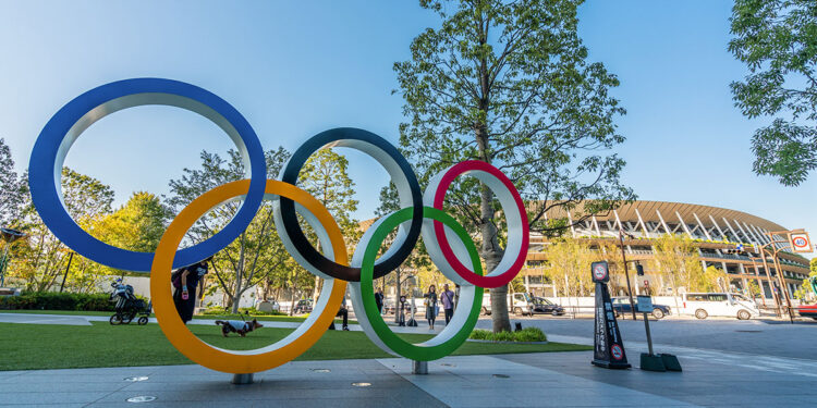 I cerchi olimpici a Tokyo. 📷 Adobe Stock | Chaay_tee