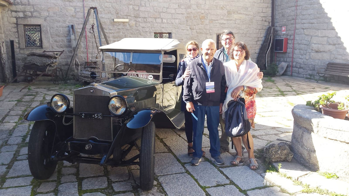 Giovanni Tamponi con la sua Fiat 509 del 1927