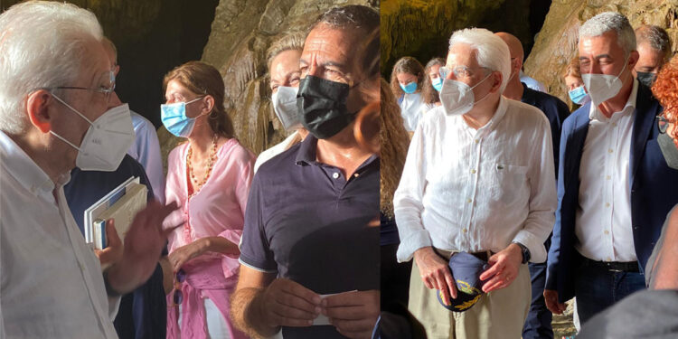 Il Presidente Sergio Mattarella in visita alla Grotta di Nettuno nel 2021
