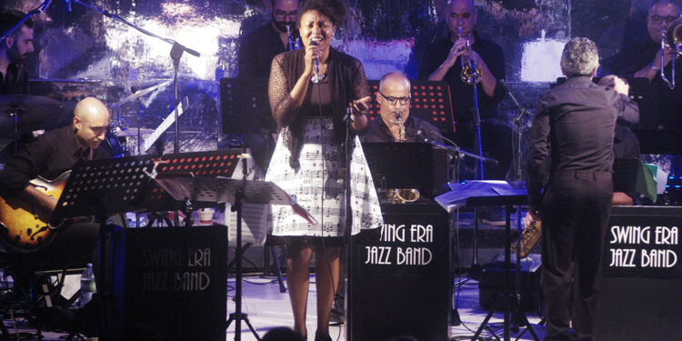 Swing Era Jazz Band + Denise Gueye. ? G. Palitta