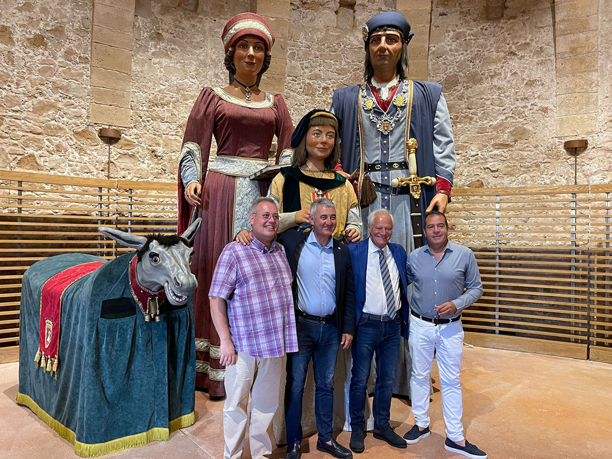 Da sinistra: Il presidente di Adifolk Ivan Besora, il Sindaco di Alghero Mario Conoci, il Presidente della Fondazione Maria Carta Leonardo Marras e il presidente della Fondazione Alghero Andrea Delogu
