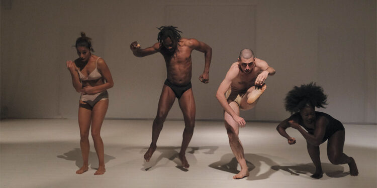 “Without color” della Compagnia Gruppo e-motion