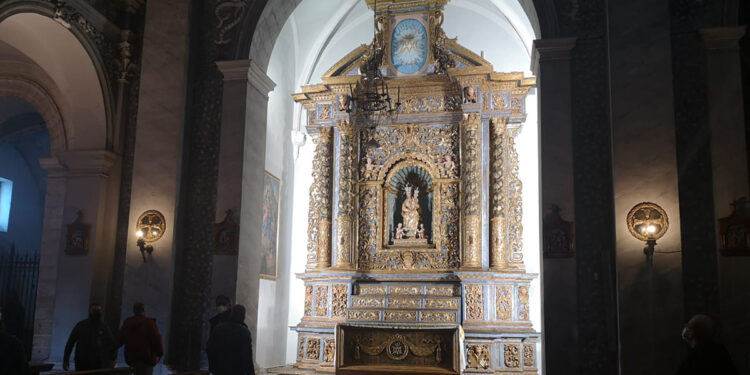 Altare ligneo cappella Gremio dei Sarti