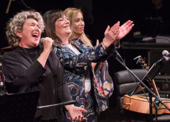 Rossana Casale, Grazia Di Michele e Mariella Nava sul palco del Teatro Verdi di Sassari