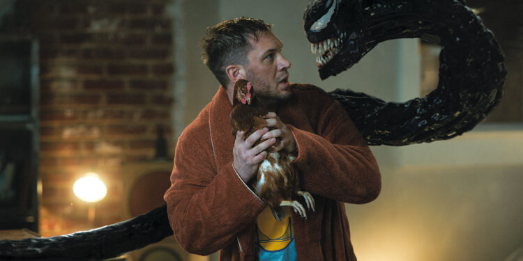 Tom Hardy nel ruolo di Eddie Brock/Venom nel film “Venom - La furia di Carnage”. ? Courtesy of Sony Pictures ©2021