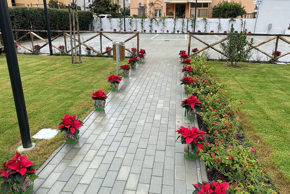 Cagliari. Giardinetto via Vesalio