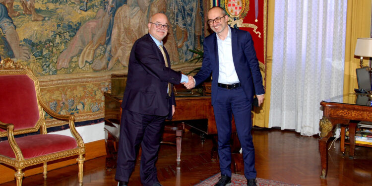 Il direttore ADM Roberto Chiara e il sindaco Paolo Truzzu