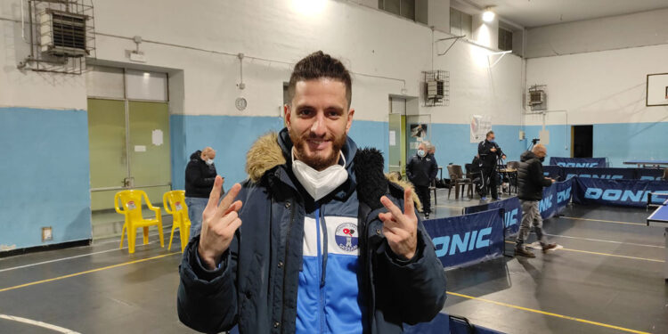 Lo spagnolo Adrian Morato della Tennistavolo Sassari