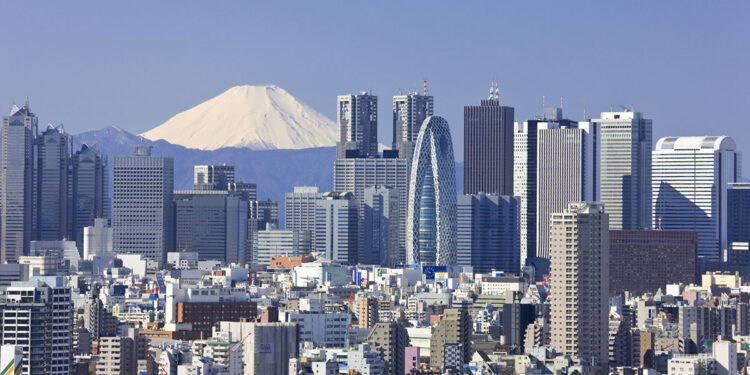 Tokyo, Shinjuku. (C)TCVB