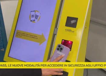 Controllo green pass totem ufficio postale