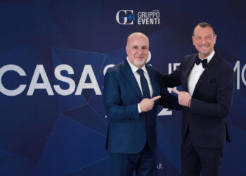 Vincenzo Russolillo e Amadeus. ? Iwan Palombi e Alessandro Zambianchi in occasione dello Shooting di Sorrisi e Canzoni TV