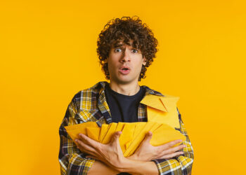 Scrivimi per sbaglio di Giuseppe de Candia