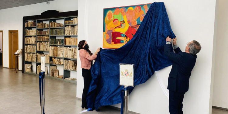 Cagliari. L'assessora Picciau e l'artista Luigi Pillittu