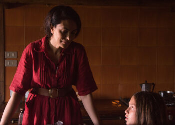 Maria Grazia Cucinotta ne Il vecchio e la bambina